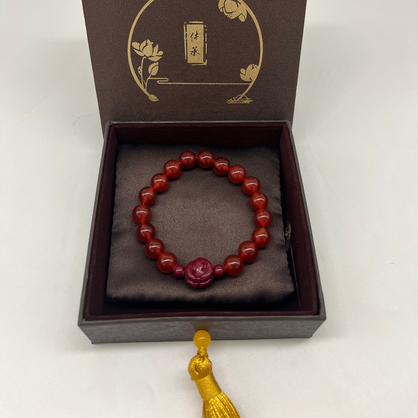 Feng Shui Fire Element Bracelet · Carnelian for Passion & Action